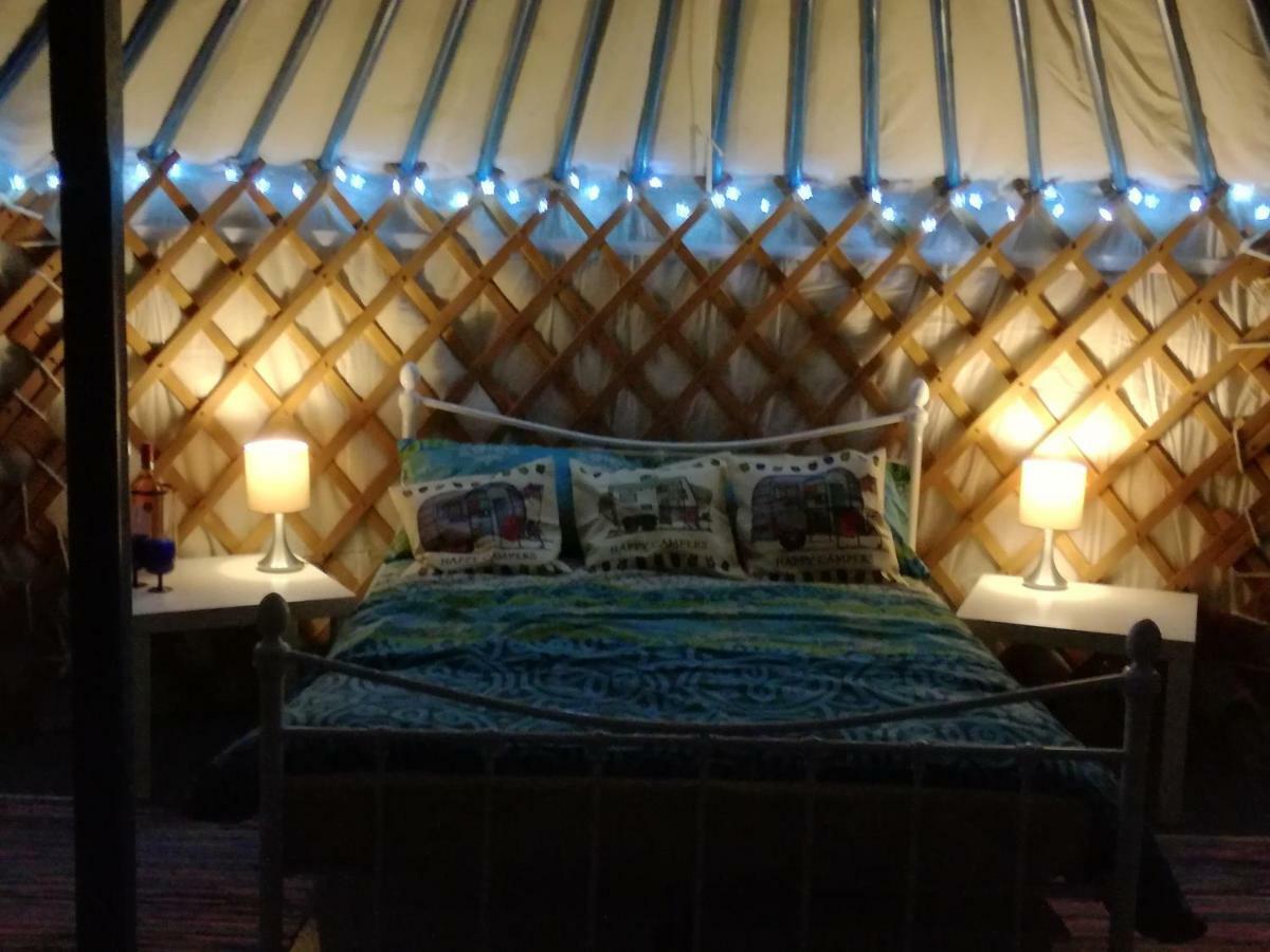 7 Valleys Camping Hotel Flers  Eksteriør billede